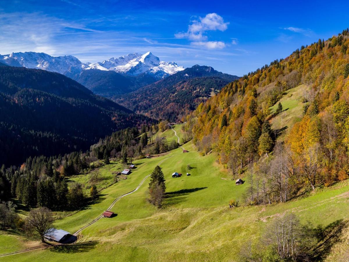 Schloss Elmau Luxury Spa Retreat & Cultural Hideaway Extérieur photo
