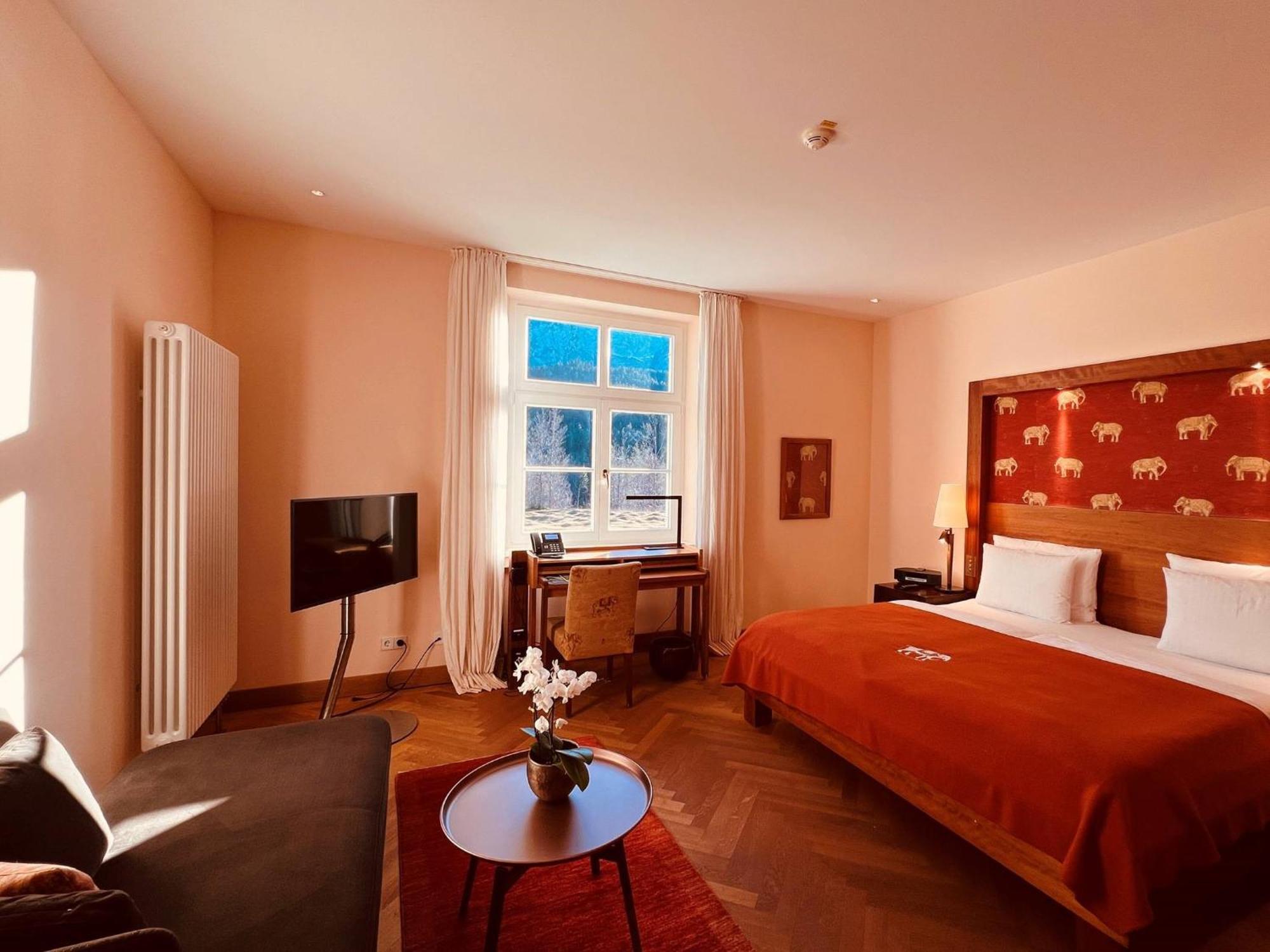 Schloss Elmau Luxury Spa Retreat & Cultural Hideaway Extérieur photo